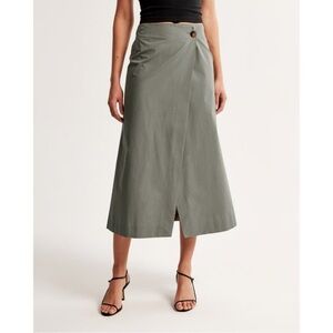 Abercrombie & Fitch || Poplin midi wrap skirt in olive